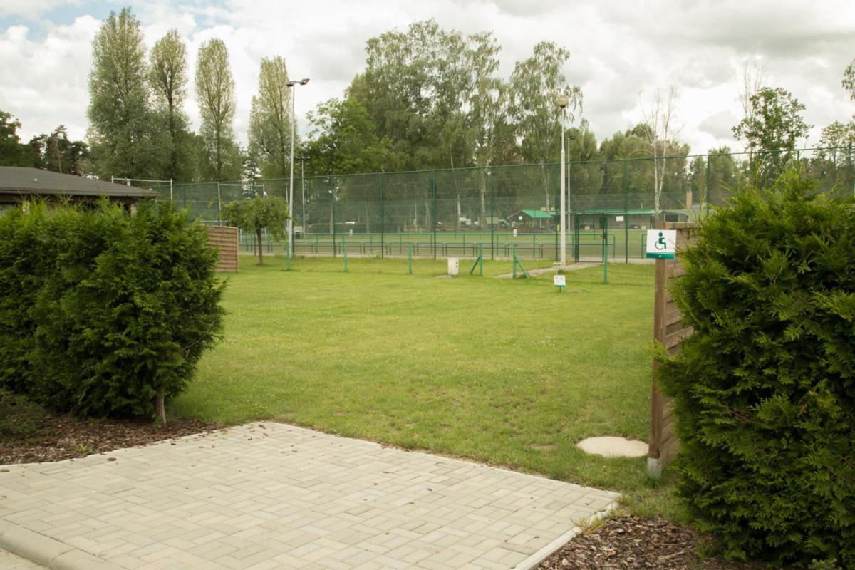 Camping Oaza Blonie Kornik Domki Standard - 3 Pokoje Eksteriør bilde