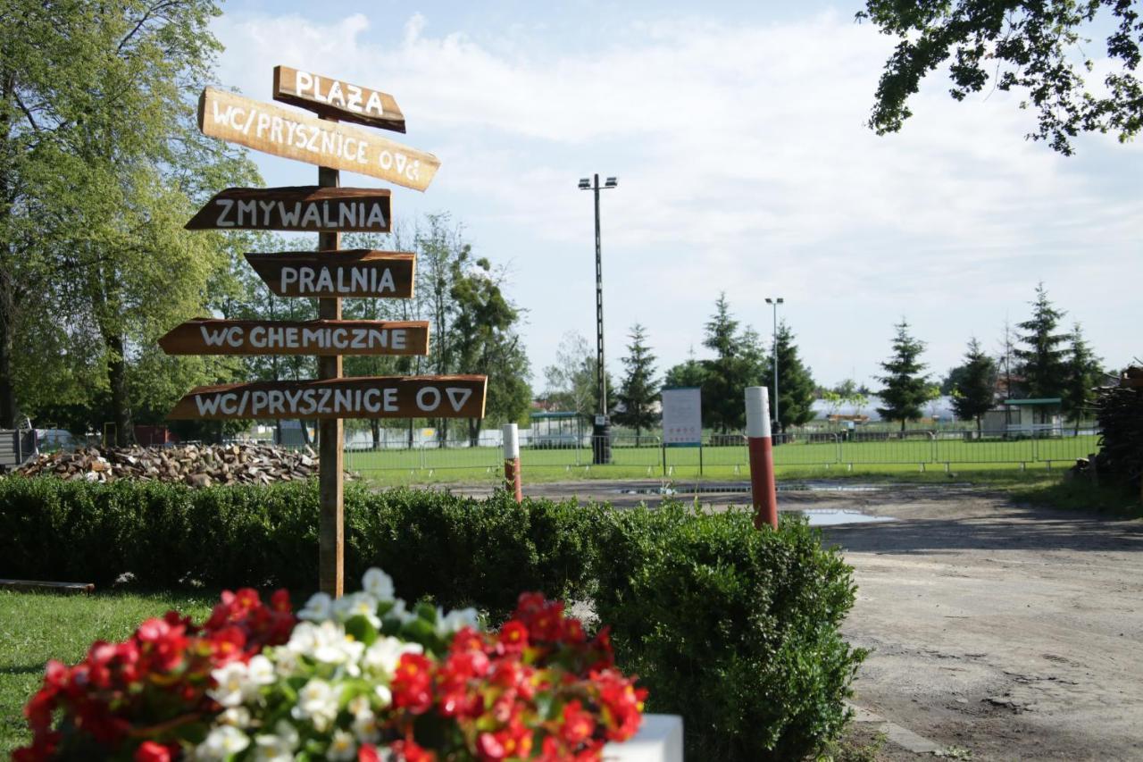 Camping Oaza Blonie Kornik Domki Standard - 3 Pokoje Eksteriør bilde